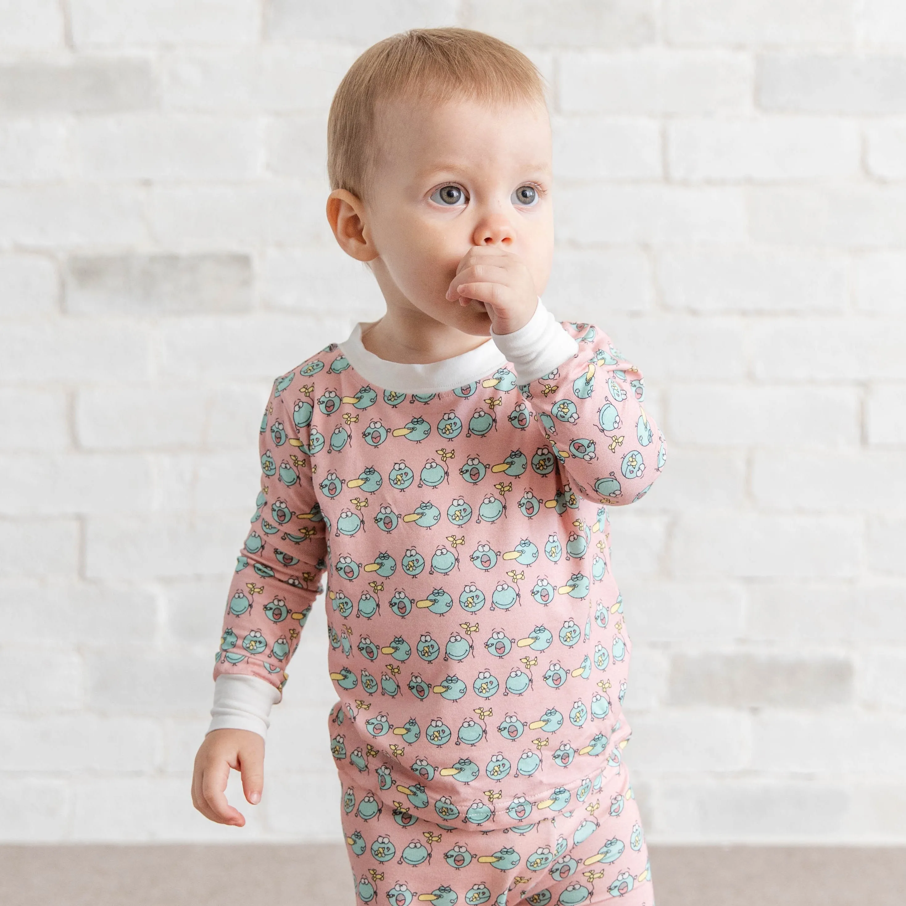 • Huff and Puff Balloons • ‘Sleep Tight’ Two-Piece Bamboo Pajama and Playtime Set