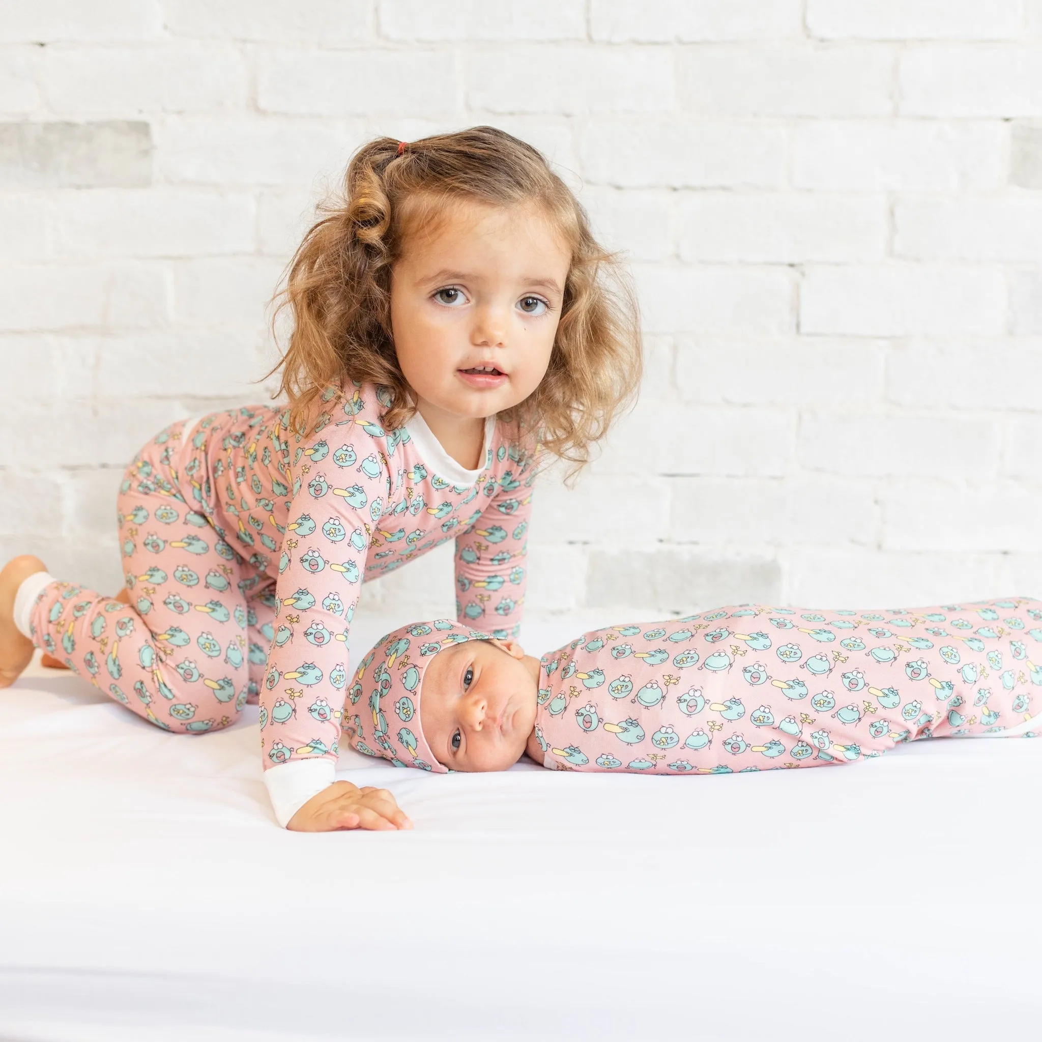 • Huff and Puff Balloons • ‘Sleep Tight’ Two-Piece Bamboo Pajama and Playtime Set