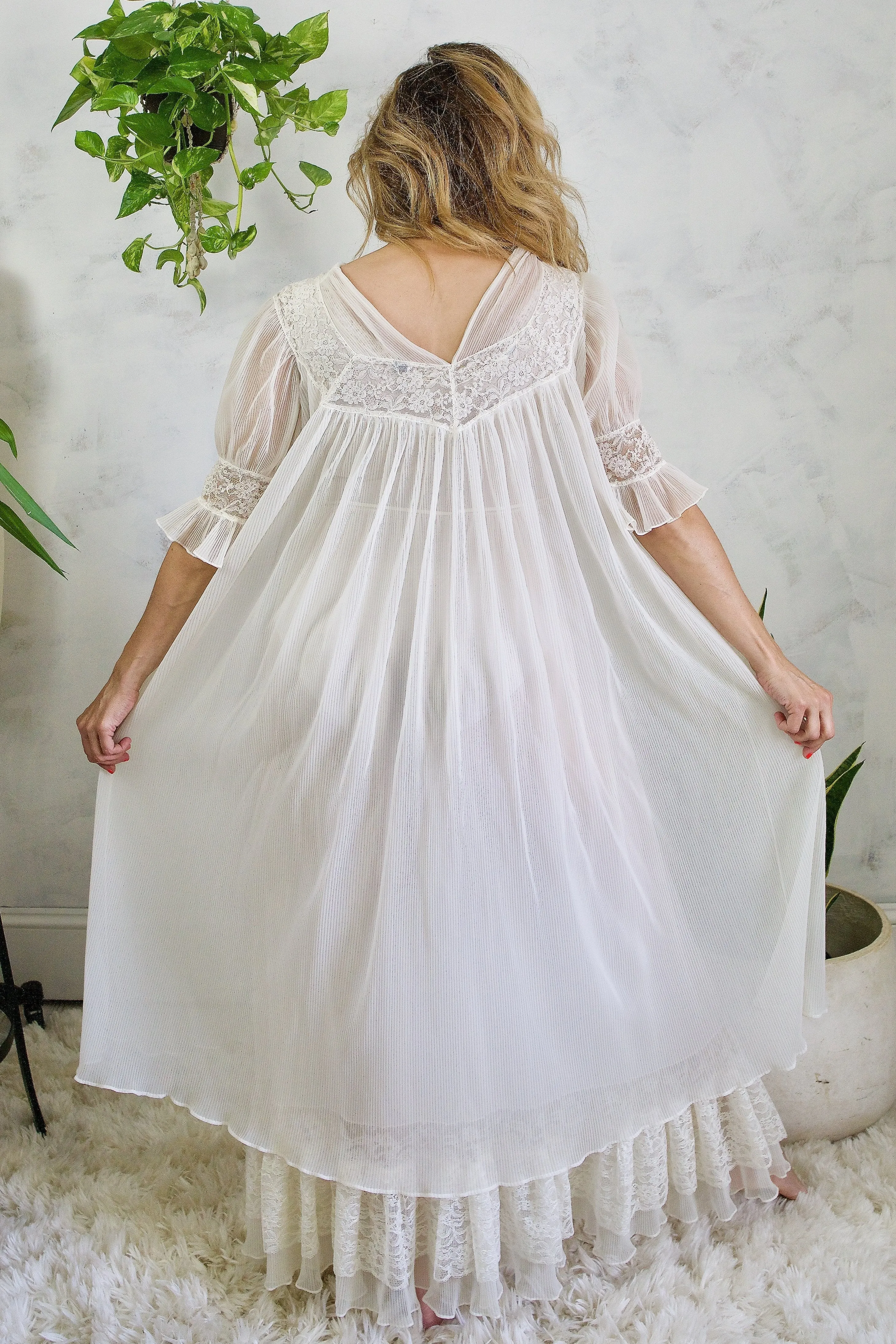 50's Ethereal Lace Frothy Peignoir Set