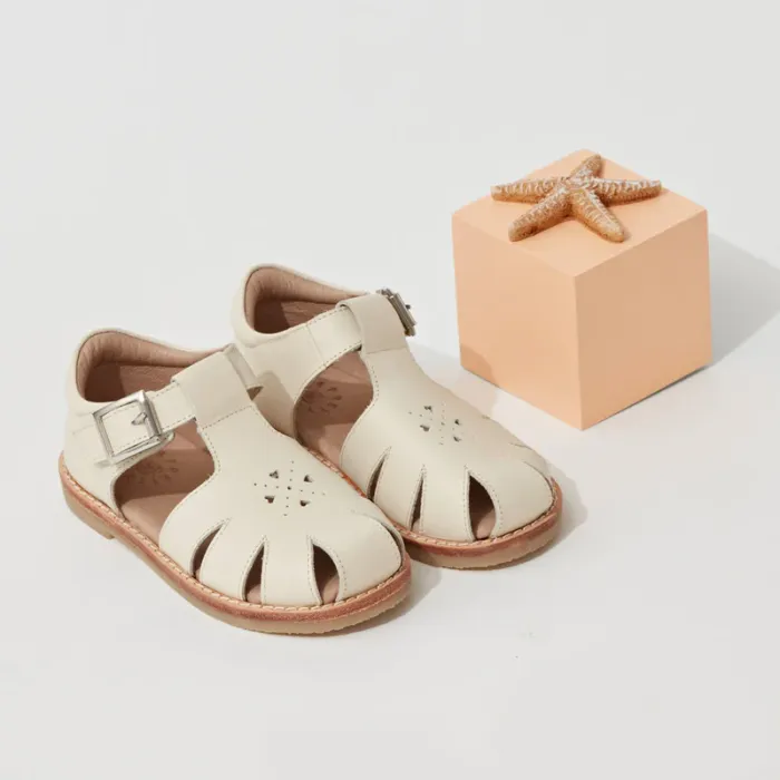 Pretty Brave Millie Closed Sandal Stone 29-33